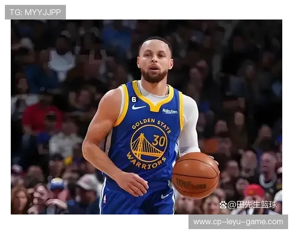2017年西部赛季：库里在一场经典对决中投中10多记三分，创造了历史纪录